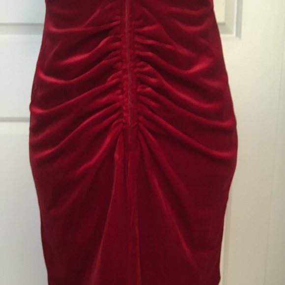 NWT! Gorgeous Red Velvet Off-shoulder Dress - Picture 6 of 9